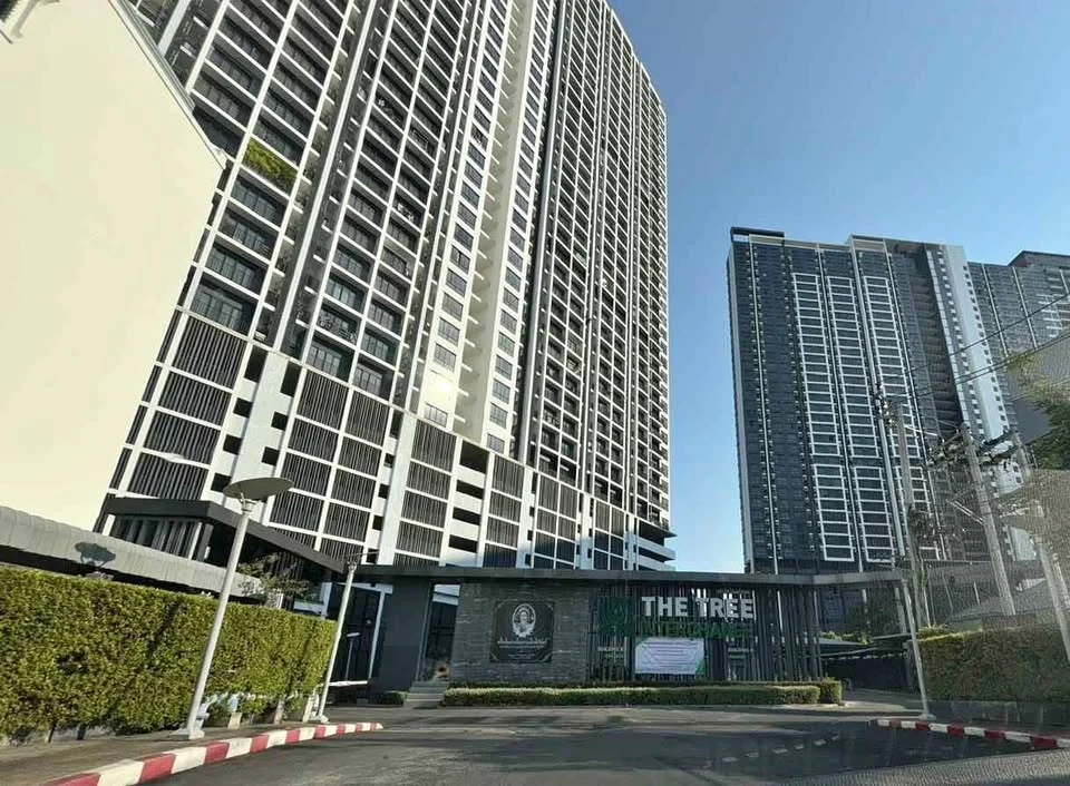 ขาย The Tree Interchange ห้องน่าอยู่ เฟอร์ครบ เครื่องใช้ไฟฟ้าพร้อม จองเลย