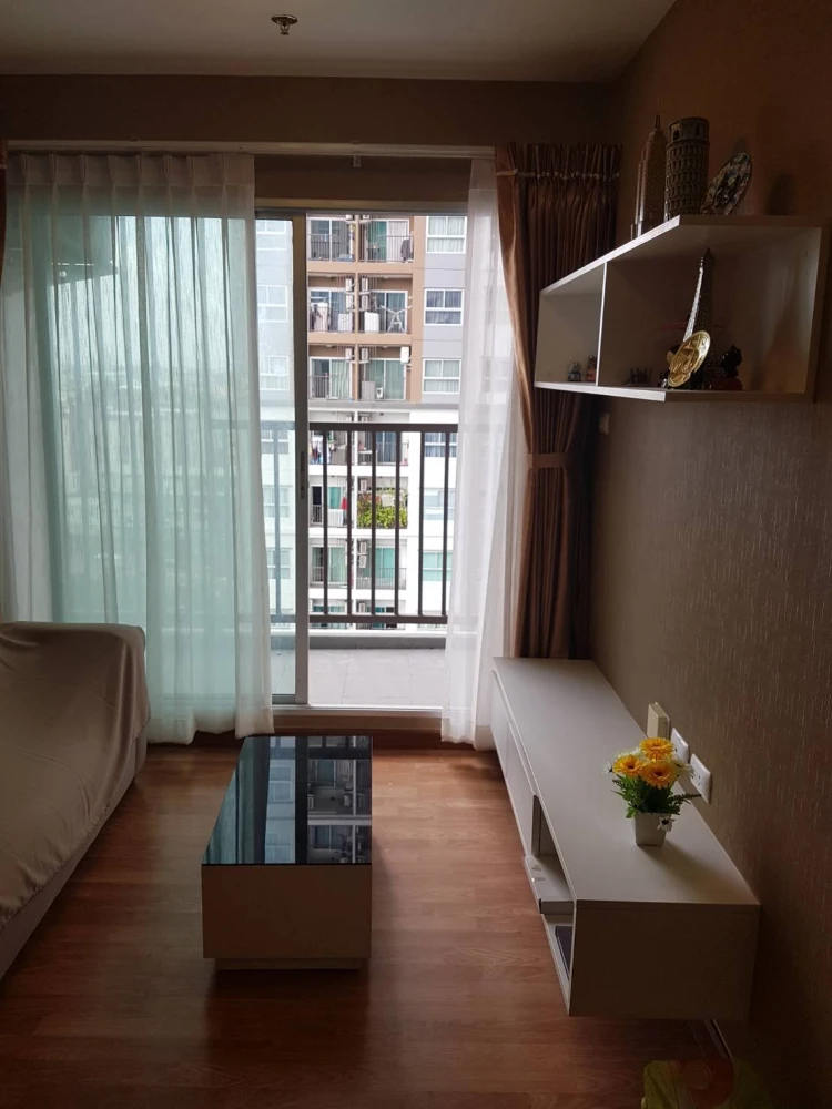ขาย The Trust Condo Ngamwongwan ห้องชั้น 10 ในทำเลดี เดินทางสะดวก วิวสระว่ายน้ำ ห้ามพลาด