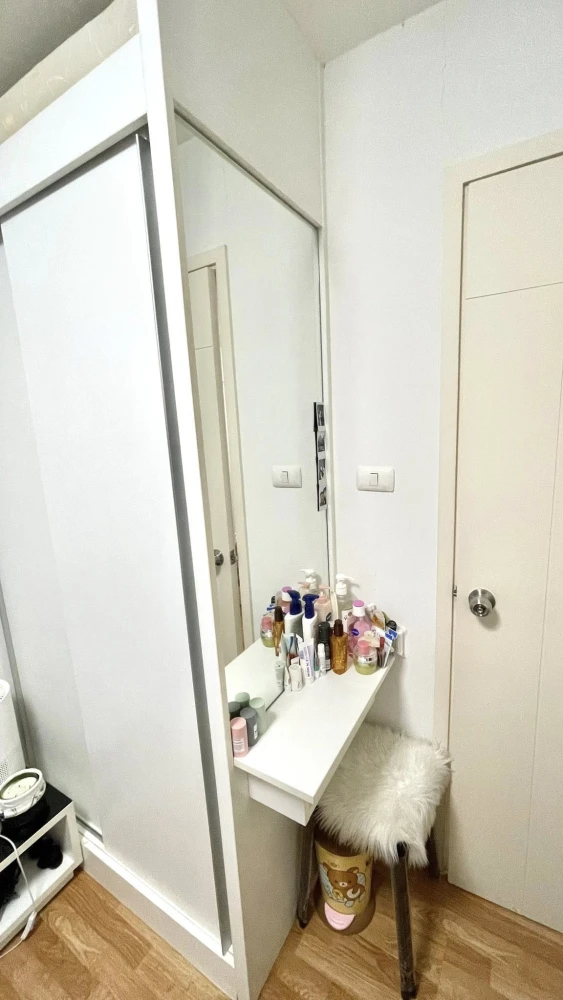 ขาย The Trust Condo Ngamwongwan ห้องพร้อมอยู่ ห้องแยกเป็นสัดส่วน กว้างขวางอยู่สบาย จองเลย