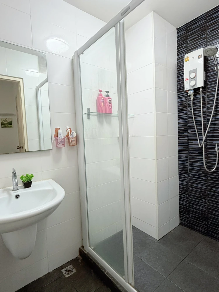 ขาย The Trust Condo Ngamwongwan ห้องแต่งครบ พร้อมอยู่ สนใจจองเลย