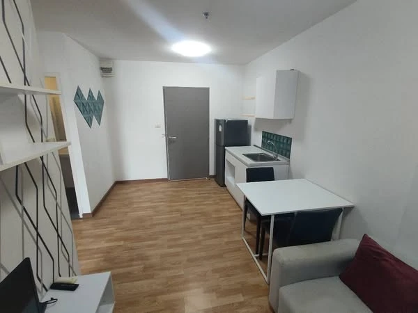 ขาย  The Trust Condo South Pattaya ห้องพร้อมอยู่ เฟอร์พร้อม กว้างขวางอยู่สบาย รีบจองเลย