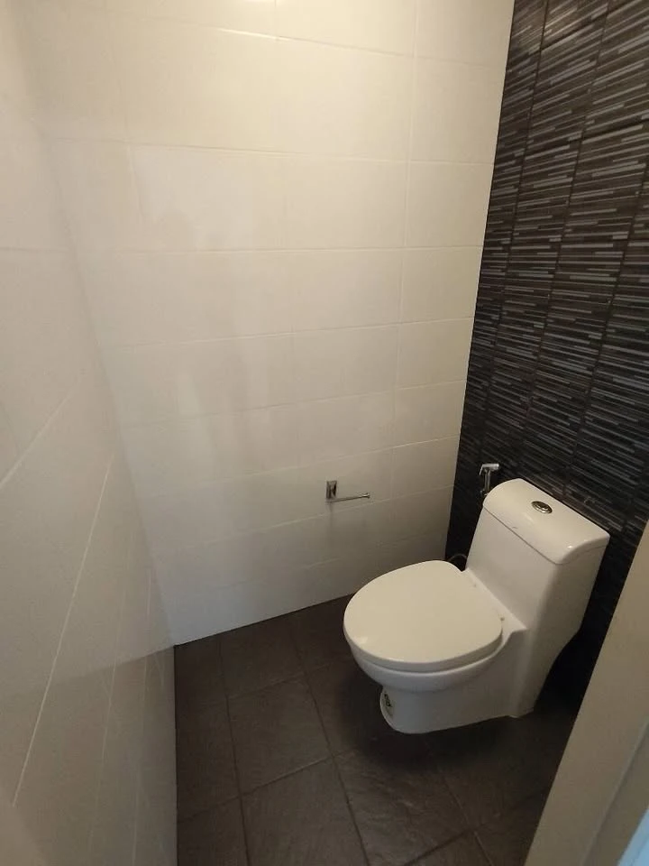 ขาย  The Trust Condo South Pattaya ห้องพร้อมอยู่ เฟอร์พร้อม กว้างขวางอยู่สบาย รีบจองเลย