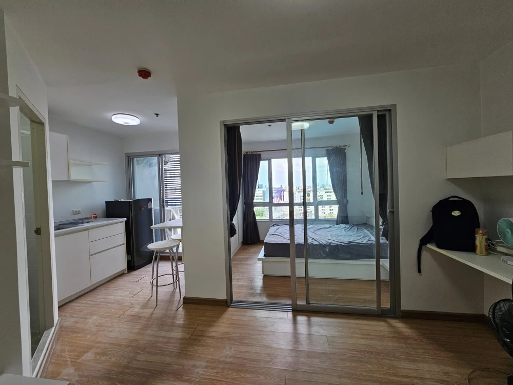 ขาย The Trust Residence Pinklao 1 ห้องนอน 1 ห้องน้ำ ทำเลดี ส่วนกลางครบครัน เฟอร์ครบ จองเลย