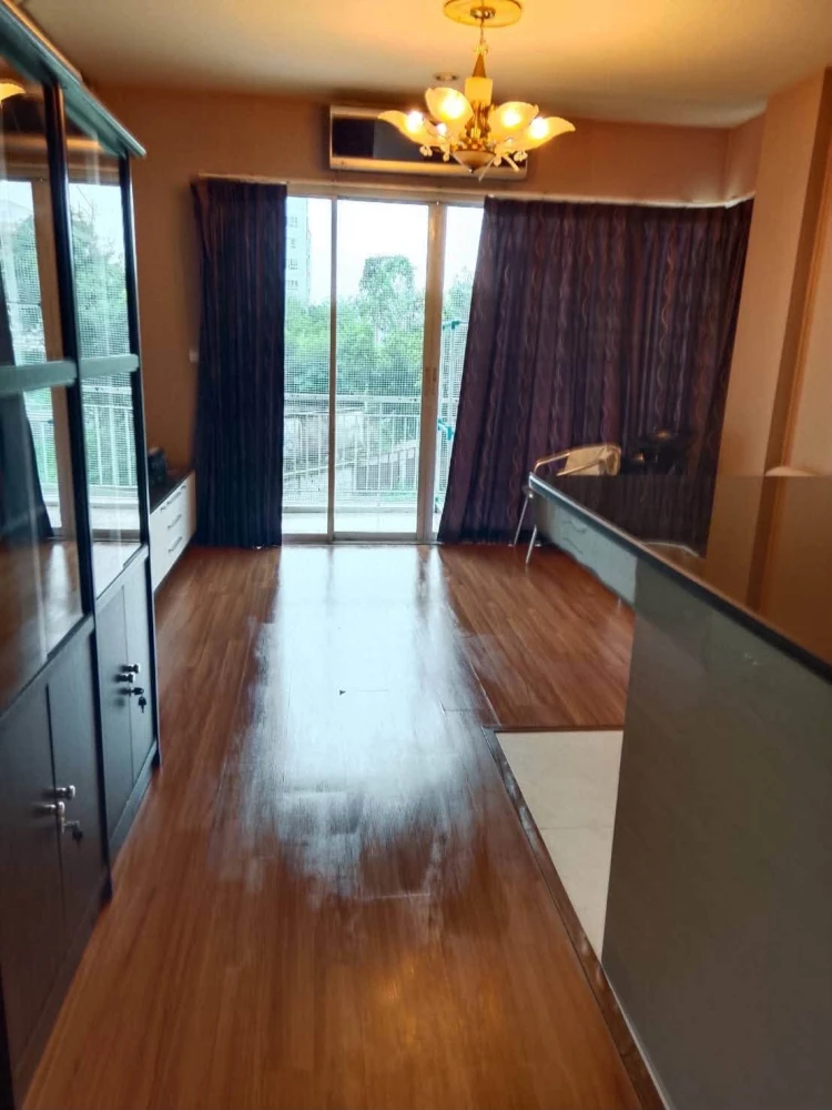 ขาย The Wellington Condominium 2 ห้องนอน พื้นที่ใช้สอยเยอะ ติดวอลเปเปอร์อย่างดี พลาดแล้วจะเสียใจ