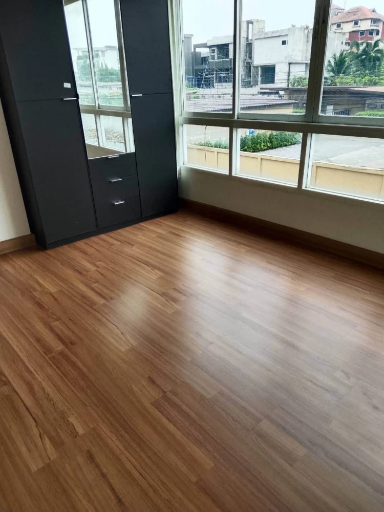 ขาย The Wellington Condominium 2 ห้องนอน พื้นที่ใช้สอยเยอะ ติดวอลเปเปอร์อย่างดี พลาดแล้วจะเสียใจ