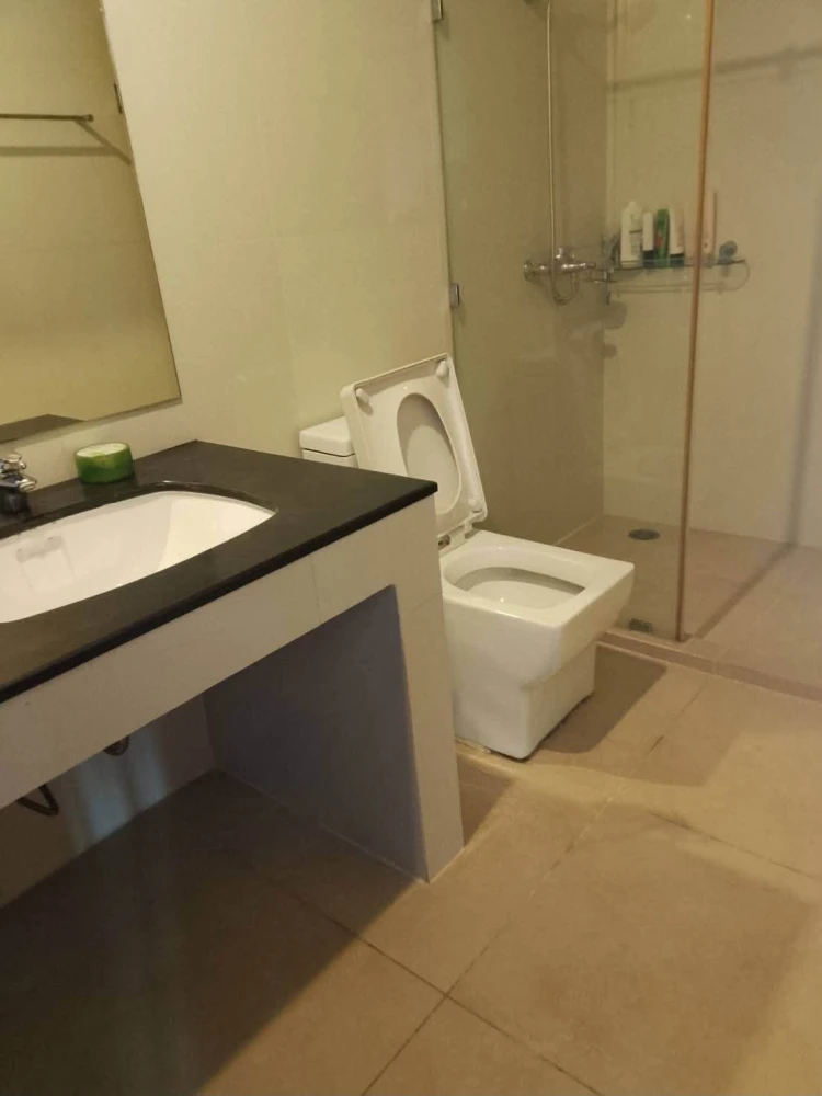 ขาย The Wellington Condominium 2 ห้องนอน พื้นที่ใช้สอยเยอะ ติดวอลเปเปอร์อย่างดี พลาดแล้วจะเสียใจ