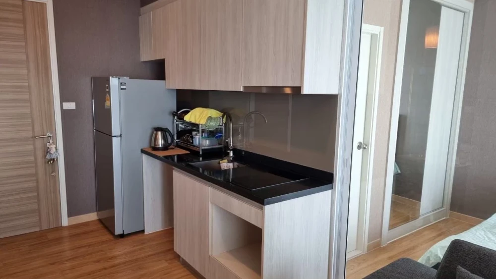 ขาย The Zea Sriracha ห้องกว้างพื้นที่ใช้สอยเยอะ สิ่งอำนวยความสะดวกครบครัน วิวทะเลสวย รีบจองเลยจ้า