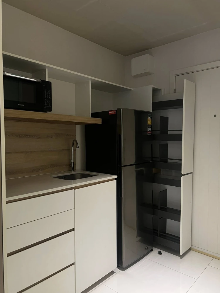 ขาย Triple Y Residence ชั้น 26 วิวถนนพระราม4 บรรยากาศดี ห้องสภาพดี พร้อมเข้าอยู่ทันที