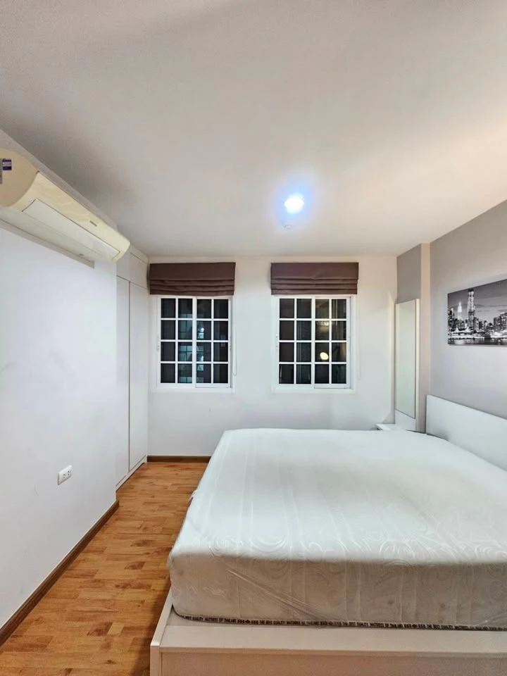 ขาย Tulip Square อ้อมน้อย วิวสระว่ายน้ำ บรรยากาศดี ห้องตกแต่งแล้ว พร้อมเข้าอยู่