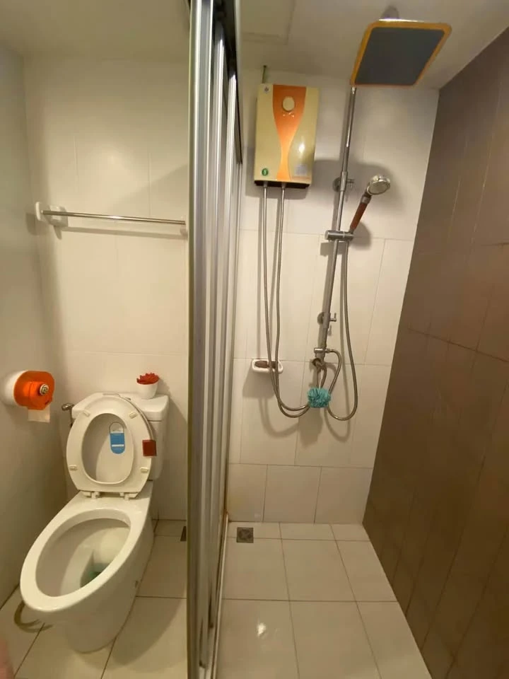 ขาย U-Delight Condo @ Huay-Kwang Station ห้องกว้างขวาง ติดวอลเปเปอร์ทั้งห้อง สะดวกครบจบที่นี่ จองเลย