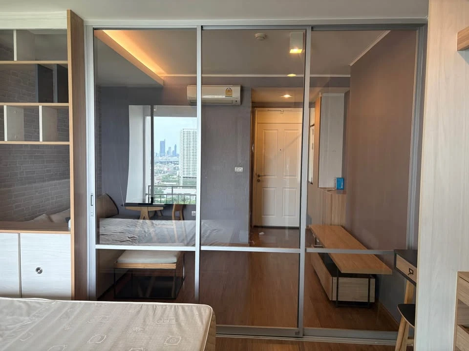ขาย U Delight Residence Riverfront Rama 3 ห้องอยู่ชั้นสูง วิวแม่น้ำเจ้าพระยาและวิวเมืองแบบเปิดโล่ง เหมาะสำหรับผู้ที่ต้องการอยู่อาศัยในบรรยากาศสงบ