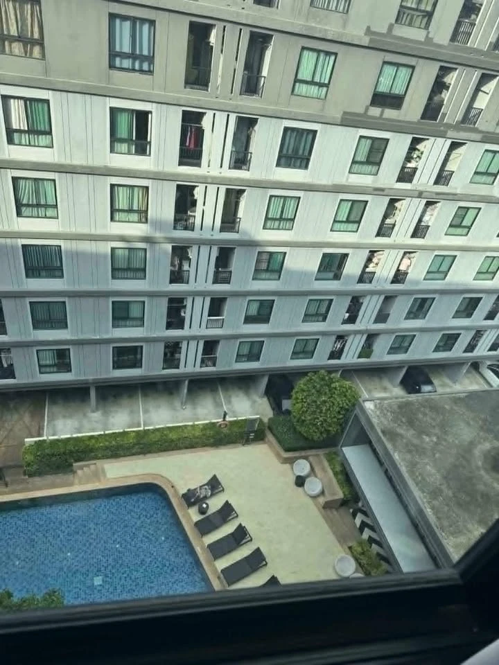 ขาย UNIO Ramkhamhaeng - Serithai ห้องพร้อมเฟอร์ หิ้วกระเป๋า ใบเดียวเข้าอยู่ได้เลย!!!