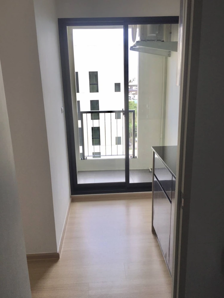 ขาย Unio Sukhumvit 72 ห้องน่าอยู่ ชั้น 8 ในทำเลดี เดินทางสะดวก ดีแบบนี้จะรออะไร