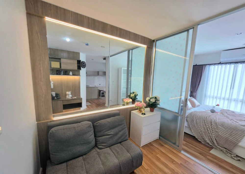 ขาย V Condo Ladkrabang ชั้น 8  วิวสระว่ายน้ำ ห้องสวย แต่งครบ จองเลย