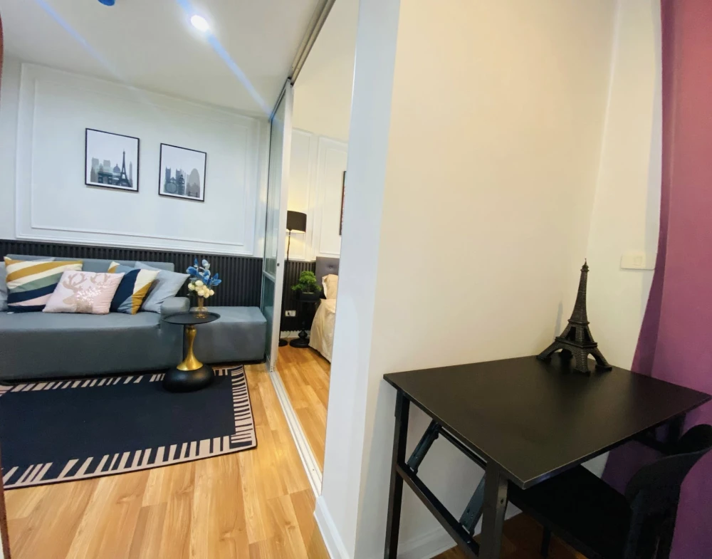 ขาย V Condo Ladkrabang ห้องมุมให้ความเป็นส่วนตัว ตกแต่งมีไตล์ เฟอร์ครบ หิ้วกระเป๋าเข้าอยู่ได้เลย