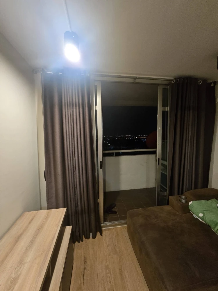 ขาย Victoria Lakeview Condominium ชั้น 14 วิวสวย แบบ 2 ห้องนอน 1 ห้องน้ำ พลาดแล้วจะเสียใจ
