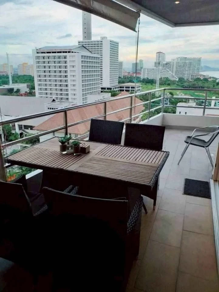 ขาย View Talay ห้องชั้นสูงพร้อมอยู่ เฟอร์พร้อม วิวทะเล ดีแบบนี้รีบจองเลย