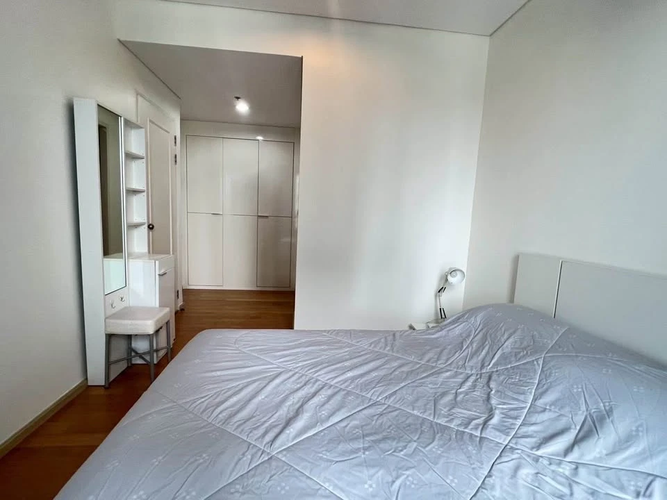 ขาย Villa Asoke 1 ห้องนอน 1 ห้องน้ำ พื้นที่ใช้สอยเยอะ มาพร้อมเฟอร์ครบครัน ดีแบบนี้ห้ามพลาด
