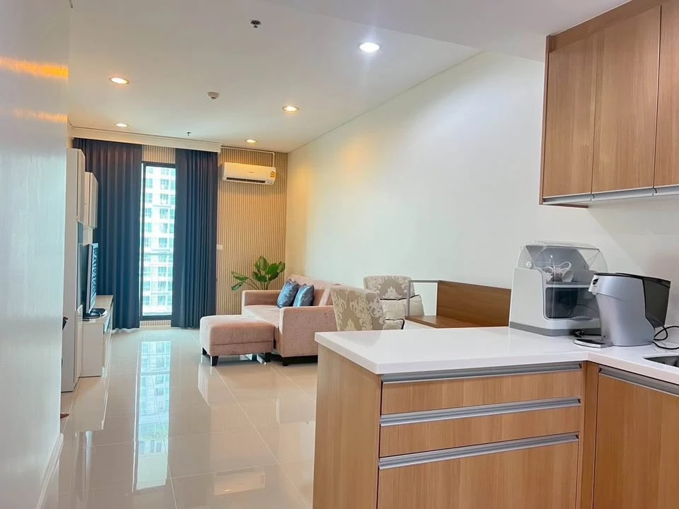 ขาย Villa Asoke 1 ห้องนอน 1 ห้องน้ำ พื้นที่ใช้สอยเยอะ มาพร้อมเฟอร์ครบครัน ดีแบบนี้ห้ามพลาด