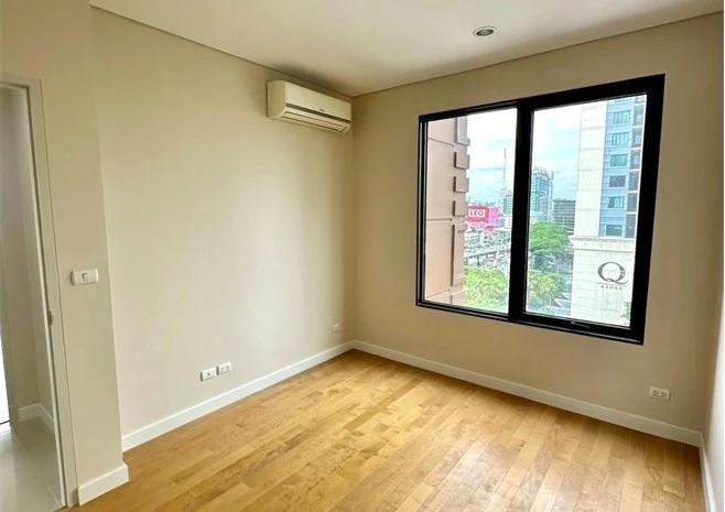 ขาย Villa Asoke 2 ห้องนอน 2 ห้องน้ำ 86.5 ตรม. ห้องเปล่าสะอาดโปร่งโล่ง คนชอบแต่งห้องห้ามพลาด