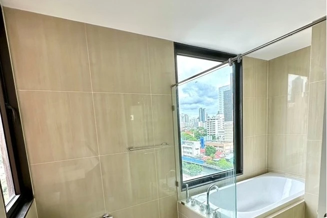 ขาย Villa Asoke 2 ห้องนอน 2 ห้องน้ำ 86.5 ตรม. ห้องเปล่าสะอาดโปร่งโล่ง คนชอบแต่งห้องห้ามพลาด