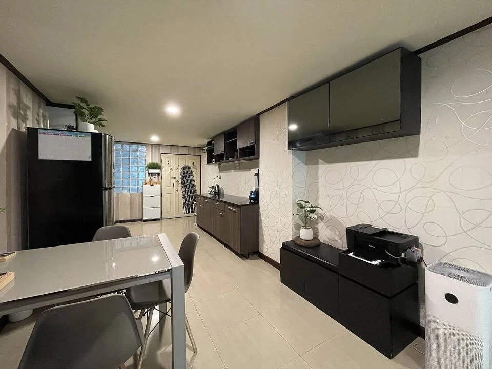 ขาย Waterford Park Rama 4 แบบ สองห้องนอน มีวิวสระว่ายน้ำและวิวสวน ขนาดกว้างขวาง น่าจองสุดๆ