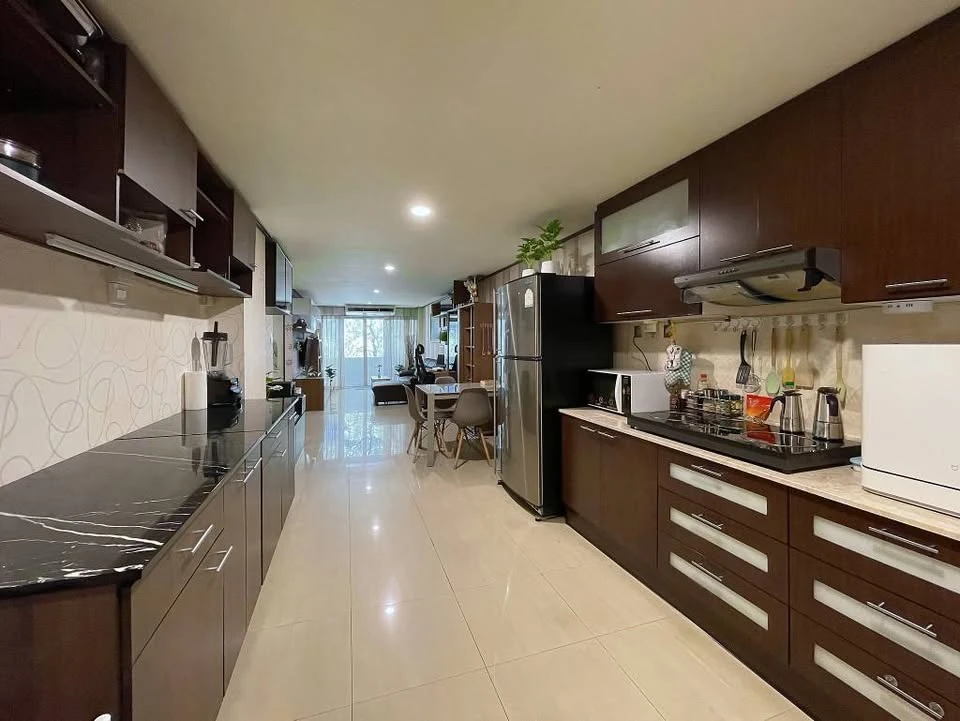 ขาย Waterford Park Rama 4 แบบ สองห้องนอน มีวิวสระว่ายน้ำและวิวสวน ขนาดกว้างขวาง น่าจองสุดๆ
