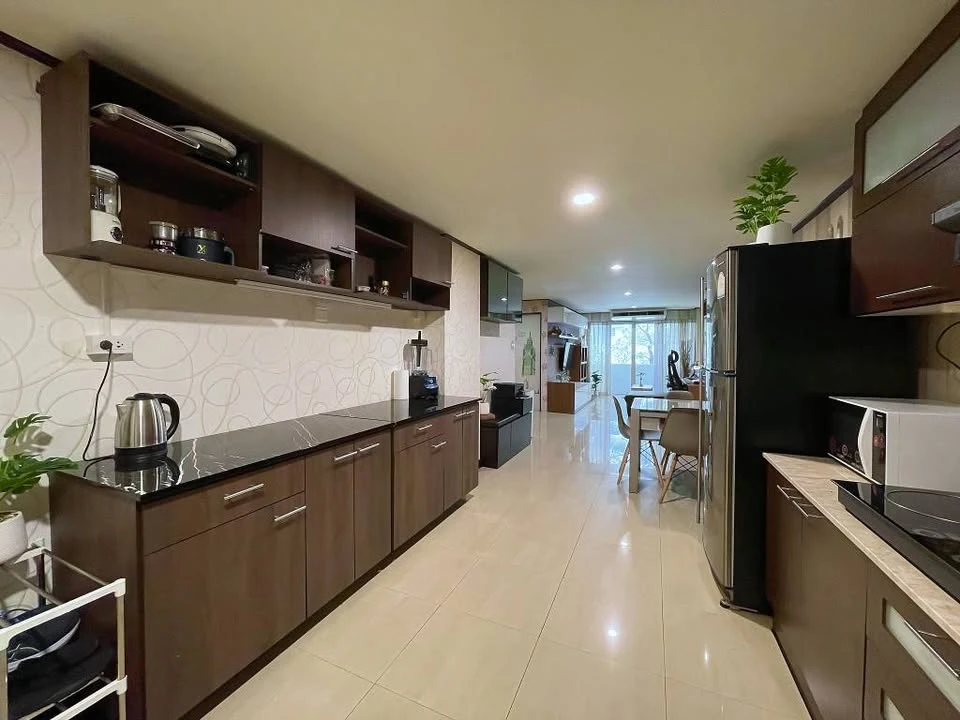 ขาย Waterford Park Rama 4 แบบ สองห้องนอน มีวิวสระว่ายน้ำและวิวสวน ขนาดกว้างขวาง น่าจองสุดๆ