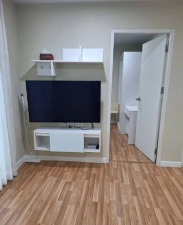 ขาย WE Condo 2 ห้องนอน ชั้น 5 ห้องแต่งครบ น่าอยู่ สนใจรีบจองเลย ห้ามพลาด