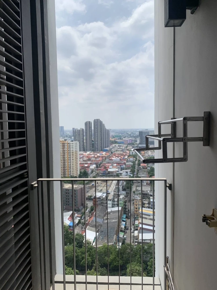 ขาย Whizdom Connect สุขุมวิท  คอนโดชั้นสูงในทำเลศักยภาพ พร้อมวิวเมืองมุมสูง ตกแต่งภายในแบบ Built-in ครบชุด ต้องจอง