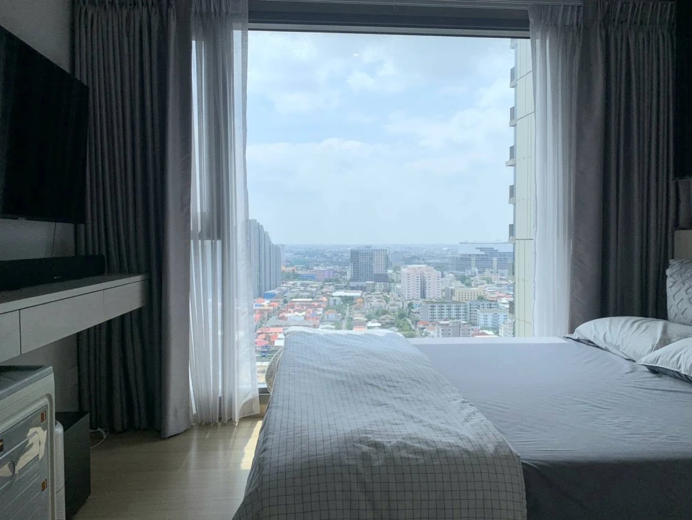 ขาย Whizdom Connect สุขุมวิท  คอนโดชั้นสูงในทำเลศักยภาพ พร้อมวิวเมืองมุมสูง ตกแต่งภายในแบบ Built-in ครบชุด ต้องจอง