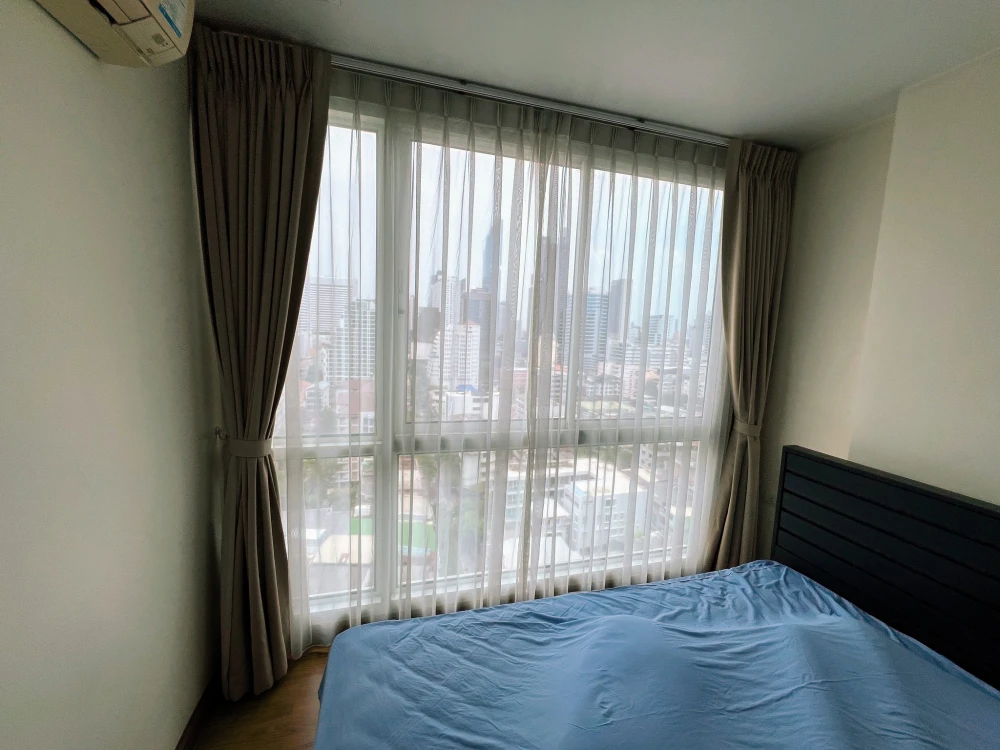 Selling Wish @ Samyan, 18th floor, beautiful city view, well-divided rooms, fully furnished. Don't miss out!