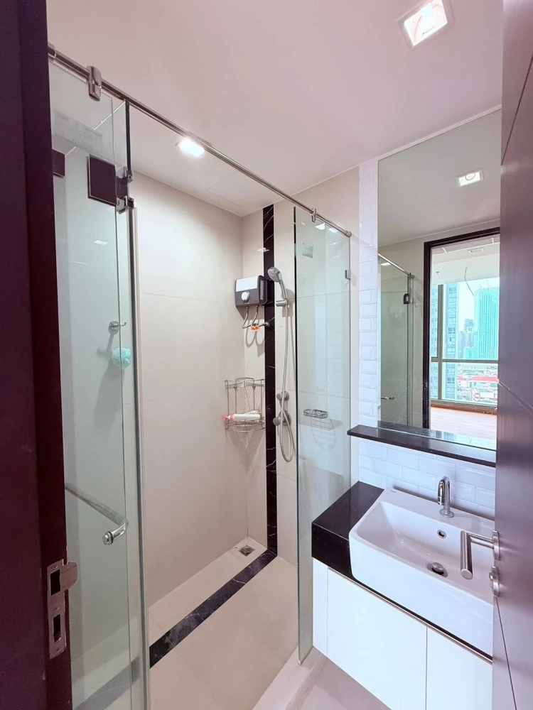 ขาย Wish Signature Midtown Siam ห้องกว้าง โปล่ง โล่ง วิวดี สนใจจองเลย ด่วนๆ