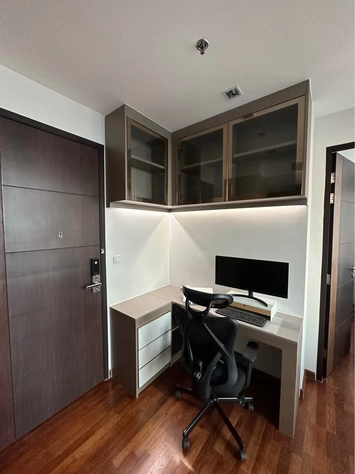 ขาย Wish Signature Midtown Siam ห้องน่าอยู่ บิ้วอินหัวเตียงอย่างดี มาพร้อม Private Lift จองด่วน