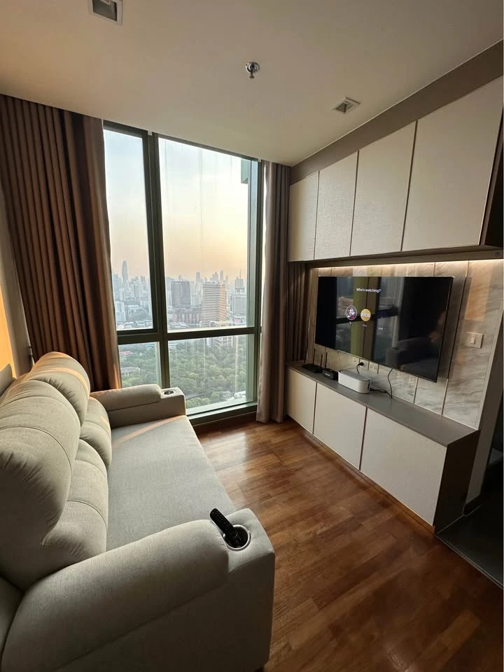 ขาย Wish Signature Midtown Siam ห้องน่าอยู่ บิ้วอินหัวเตียงอย่างดี มาพร้อม Private Lift จองด่วน
