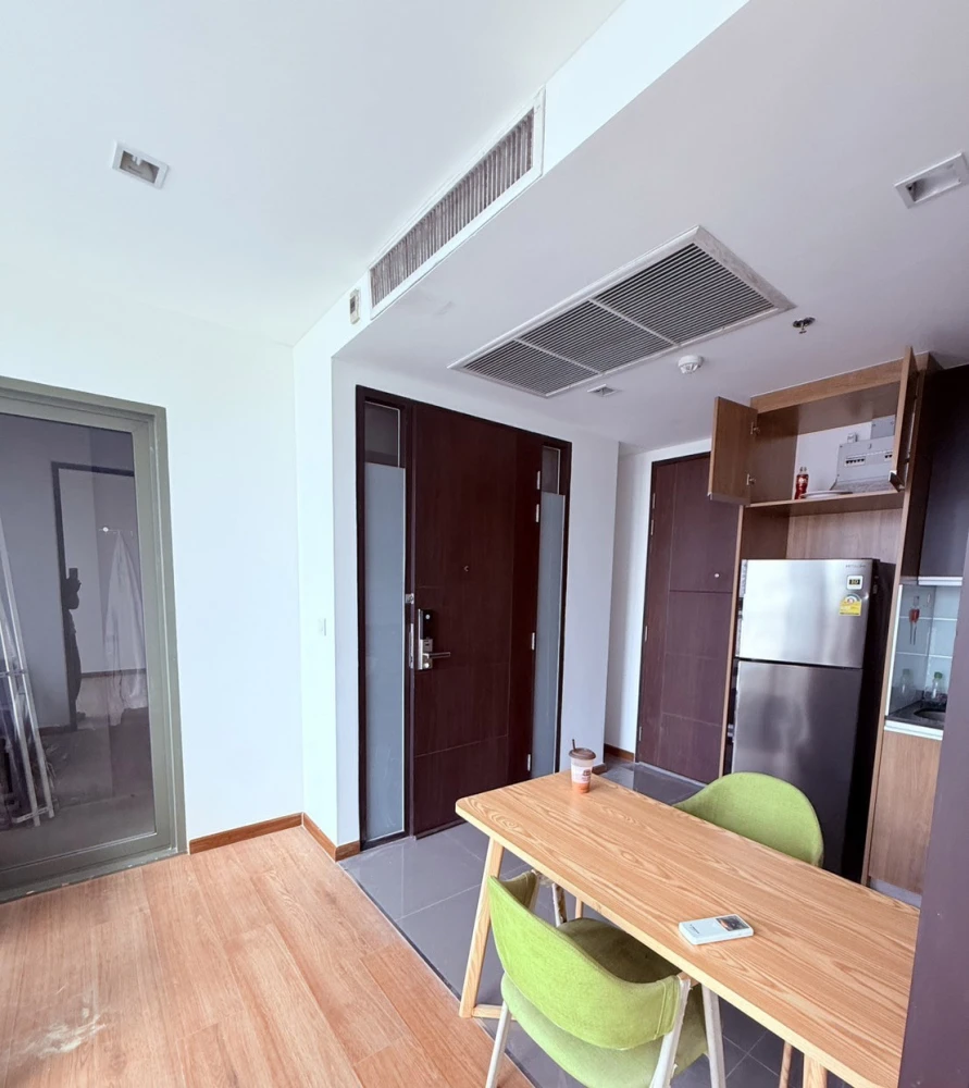 ขาย Wish Signature Midtown Siam ห้องพร้อมอยู่ เฟอร์พร้อม ชั้นสูง จองเลย