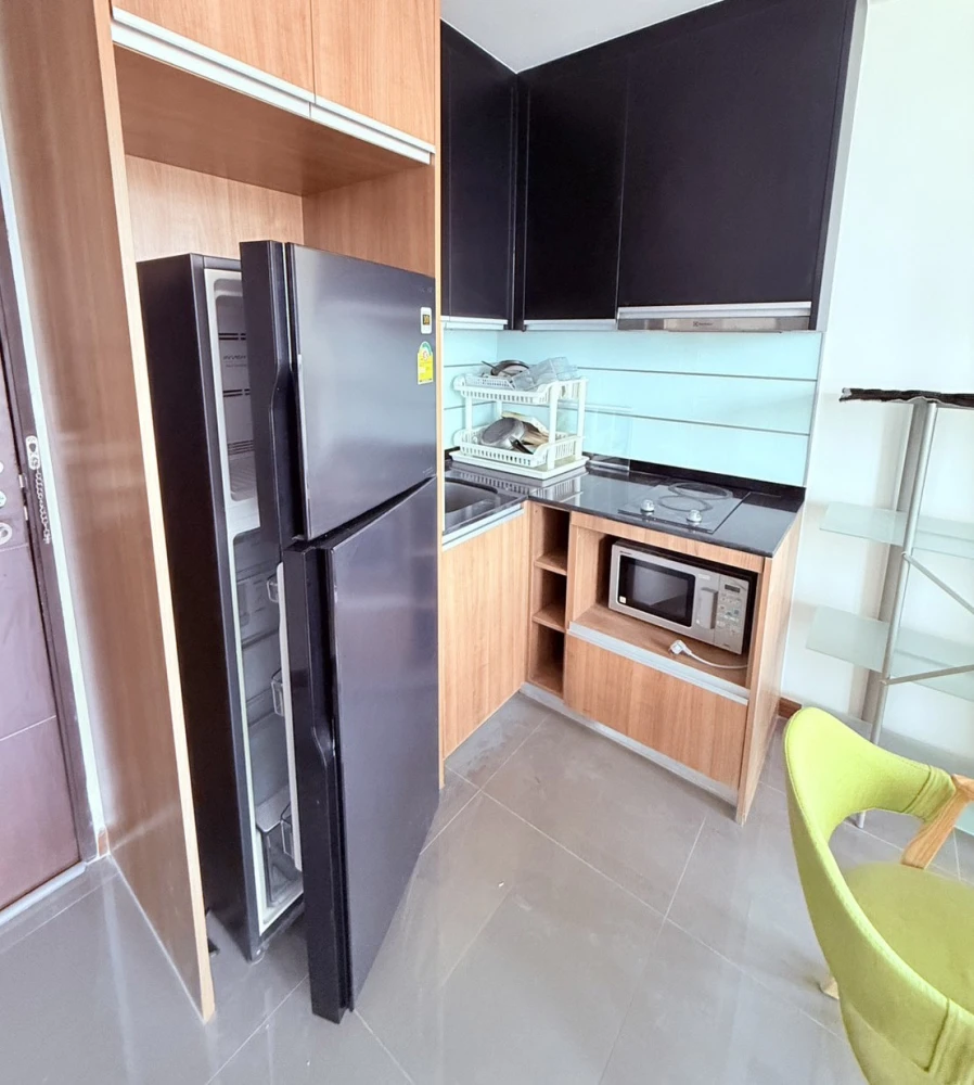 ขาย Wish Signature Midtown Siam ห้องพร้อมอยู่ เฟอร์พร้อม ชั้นสูง จองเลย