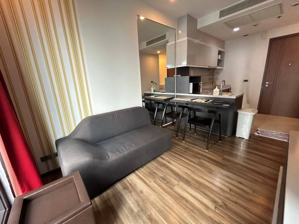 ขาย WYNE Sukhumvit 1 ห้องนอน 1 ห้องน้ำ ติดวอลเปเปอร์อย่างดี เดินทางสะดวก จองเลยจ้า