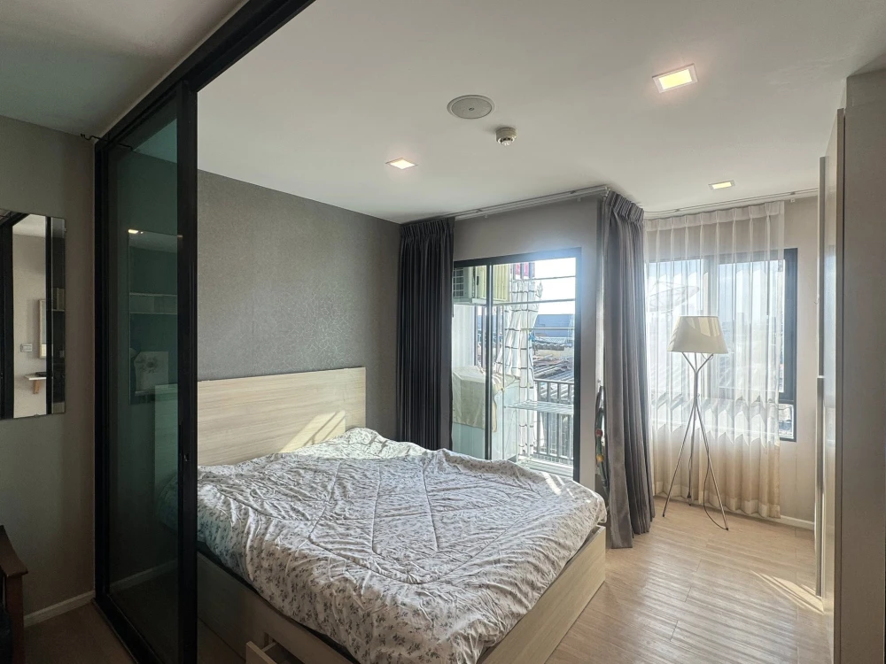 Selling Wynn Ladprao-Chockchai 4, 1 bedroom, 1 bathroom, fully furnished and equipped with appliances. Don't miss out!