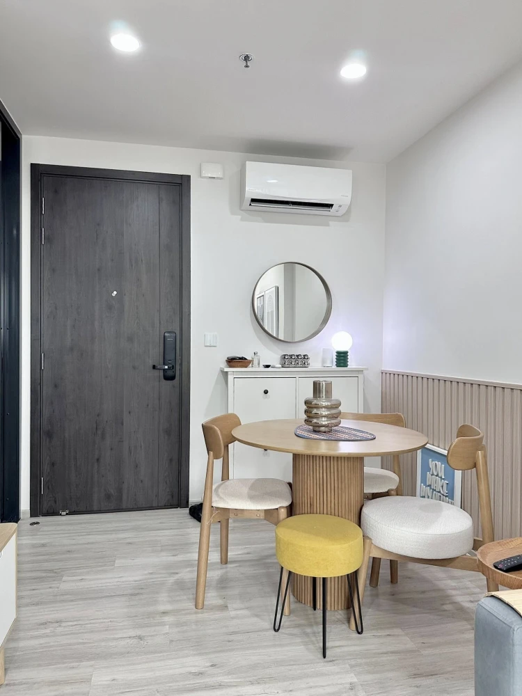 ขาย XT Huaikhwang ห้องแต่งสวยคุมโทน มาพร้อมเฟอร์นิเจอร์และเครื่องใช้ไฟฟ้าครบครัน จองเลย