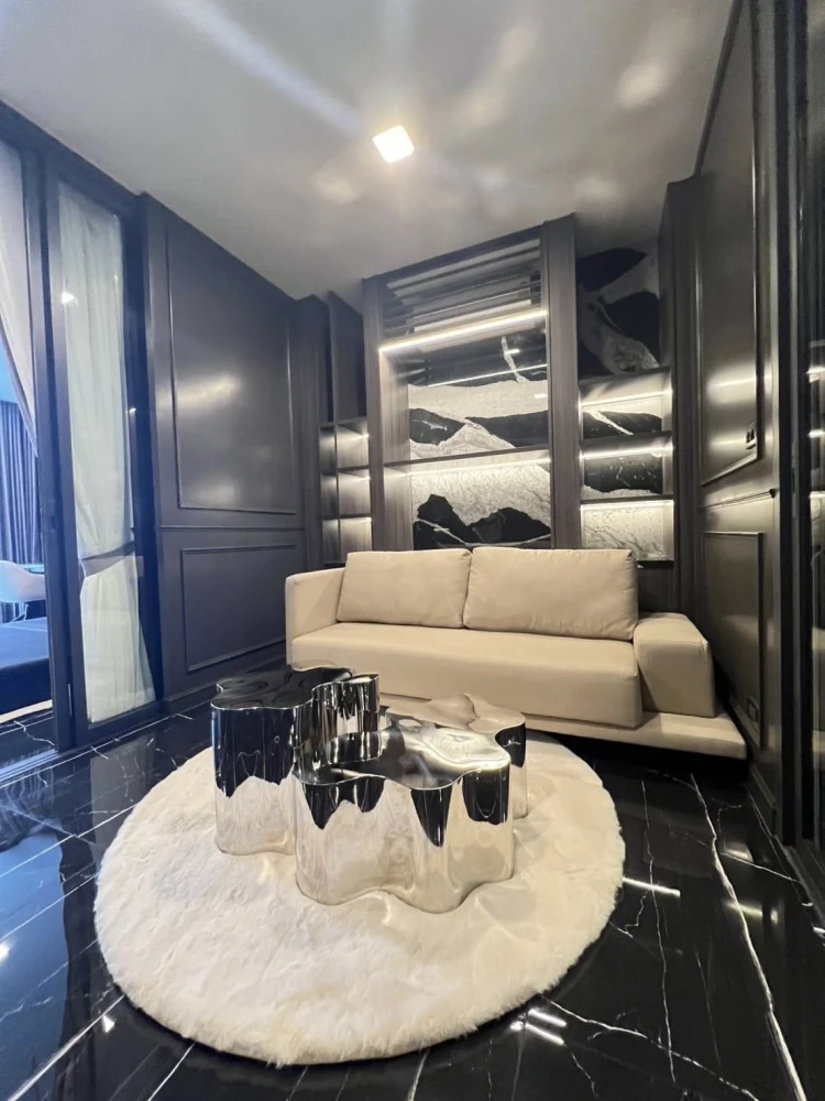 ขาย XT Phayathai ห้องแต่งสวยคุมโทนสุดปัง บิ้วอินเฟอร์นิเจอร์อย่างดี รีบจองเลยตอนนี้