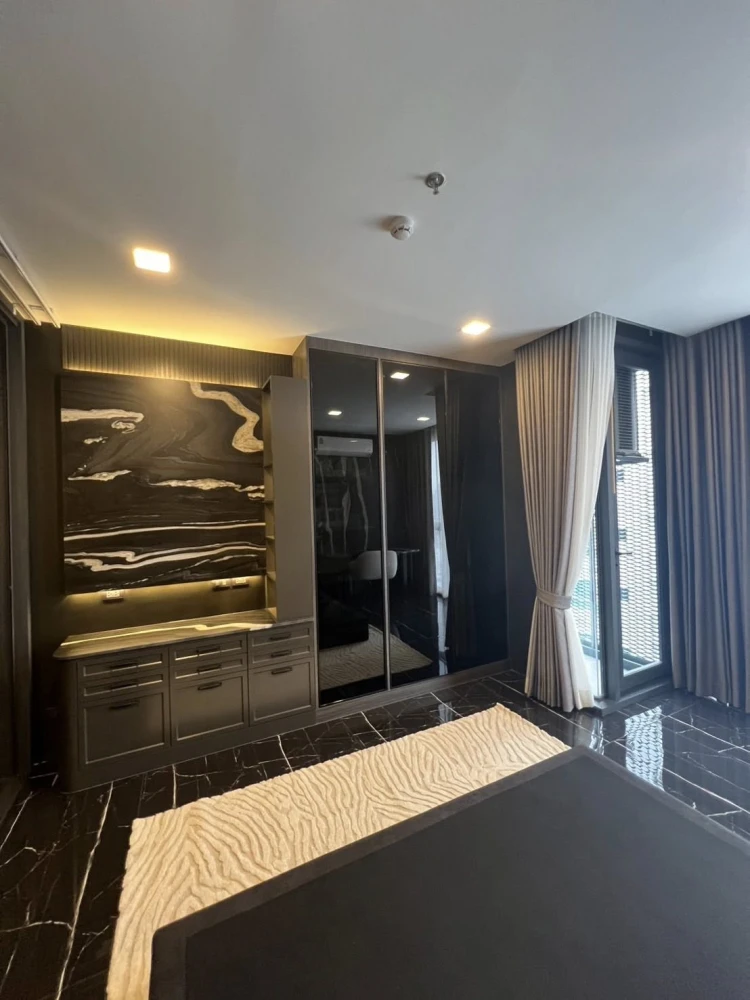 ขาย XT Phayathai ห้องแต่งสวยคุมโทนสุดปัง บิ้วอินเฟอร์นิเจอร์อย่างดี รีบจองเลยตอนนี้