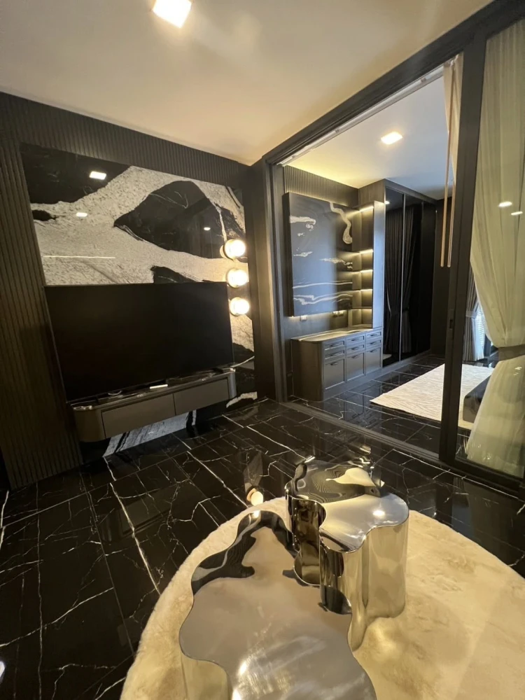 ขาย XT Phayathai ห้องแต่งสวยคุมโทนสุดปัง บิ้วอินเฟอร์นิเจอร์อย่างดี รีบจองเลยตอนนี้