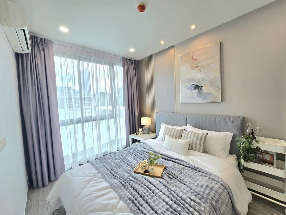 ขาย Zelle รัตนาธิเบศร์ 2 เน้นความโปร่ง โล่ง สบาย มีความเป็นส่วนตัวมากๆ สนใจจองเลย