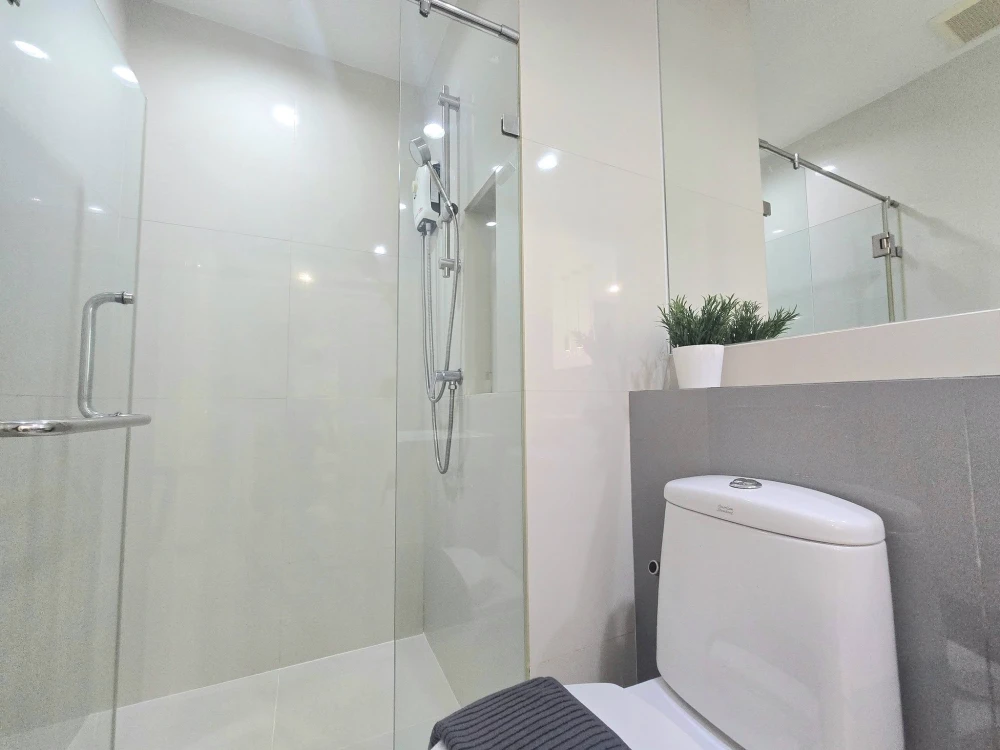 ขาย Zelle รัตนาธิเบศร์ 2 เน้นความโปร่ง โล่ง สบาย มีความเป็นส่วนตัวมากๆ สนใจจองเลย