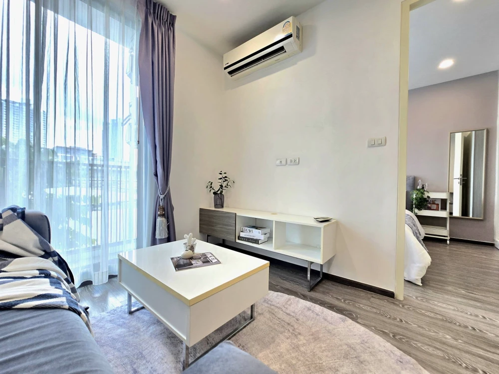 ขาย Zelle รัตนาธิเบศร์ 2 เน้นความโปร่ง โล่ง สบาย มีความเป็นส่วนตัวมากๆ สนใจจองเลย