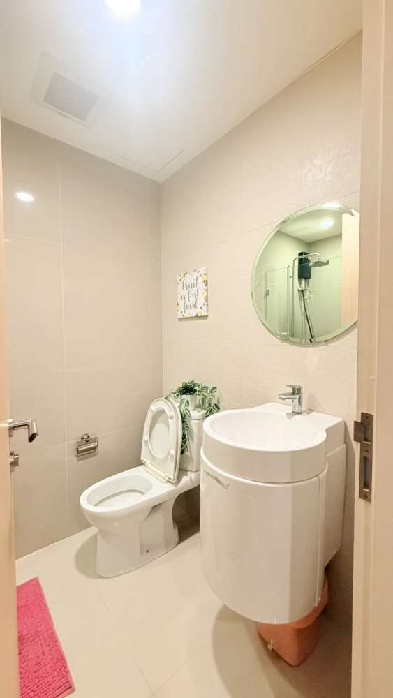 คอนโดให้เช่า ริทึ่ม อโศก 2 ห้องน่าอยู่ เฟอร์ เครื่องใช้ไฟฟ้าครบ ชั้น 21 ได้วิสูง มาจองเลย อย่าพลาด