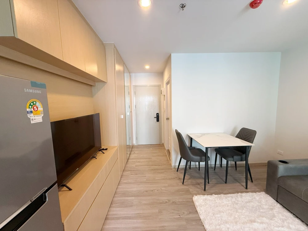 คอนโดให้เช่า รีเจ้นท์โฮม บางนา ชั้น 23 ได้วิวสูง เฟอร์บิ้วอินท์อย่างดี สะดวกครบจบที่นี่ มาจองเลย