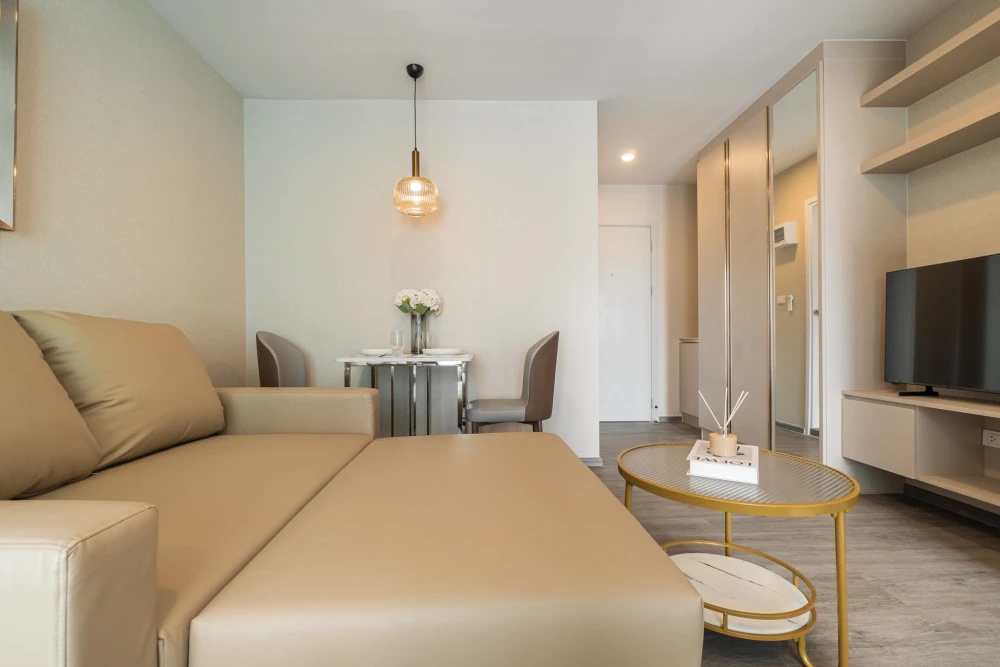 คอนโดให้เช่า รีเจ้นท์โฮม บางนา ห้องแต่งพร้อมอยู่ สิ่งอำนวยความสะดวกครบ จองเลย