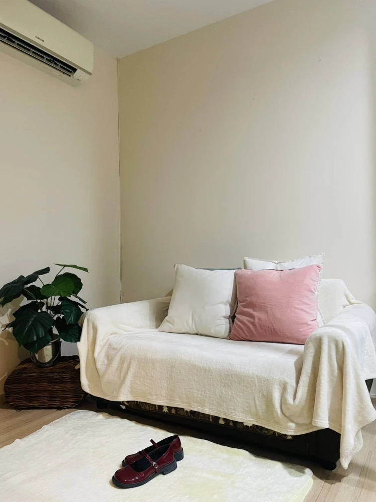 คอนโดให้เช่า The Base Rama 9 - Ramkhamhaeng ห้องพร้อมอยู่ สิ่งอำนวยความสะดกครบ มาจองเลย อย่าพลาด